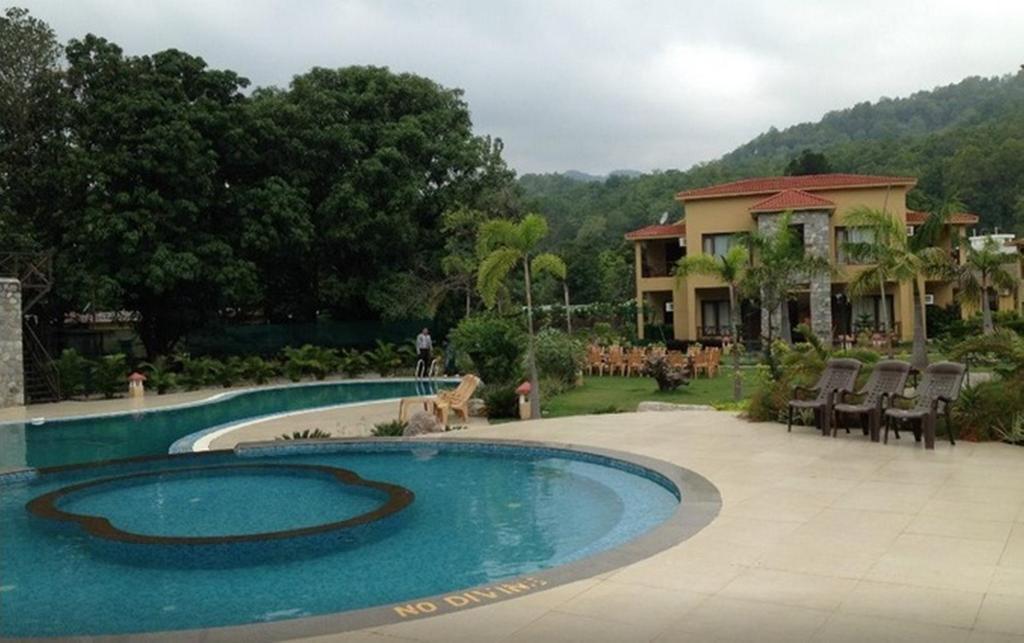 Dewdrop Mango Bloom Resort Jim Corbett National Park Oda fotoğraf