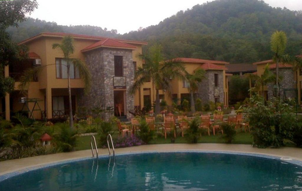 Dewdrop Mango Bloom Resort Jim Corbett National Park Oda fotoğraf
